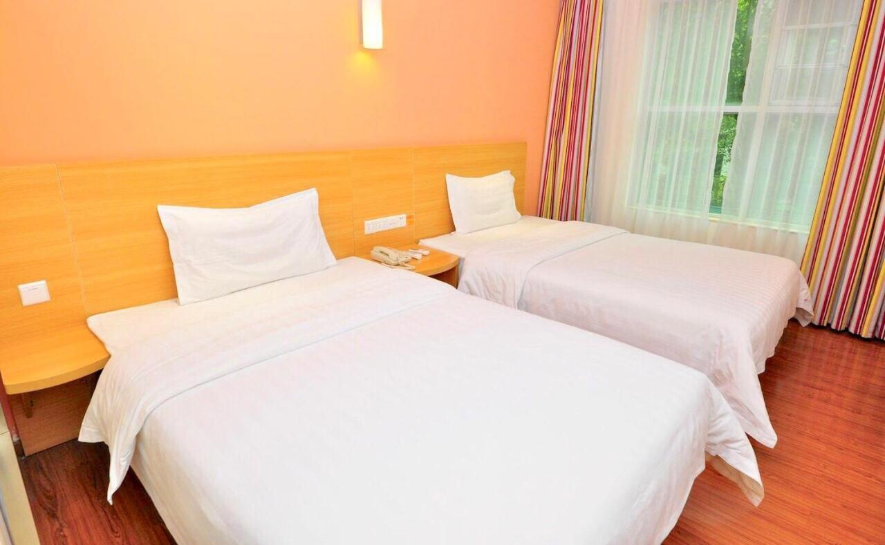 7Days Inn Guangzhou Tianhe Yantang Yue Ken Road Zewnętrze zdjęcie